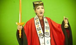 Phương Thanh hóa "đạo sĩ thúi" cùng MTV "chặt chém" showbiz