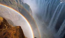Ngắm cầu vồng kỳ ảo ở thác nước lớn nhất thế giới