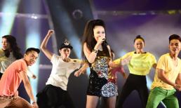 Thu Minh khuấy động sân khấu nhảy 