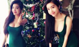 Elly Trần khoe vòng một "ngồn ngộn" bên cây thông Noel