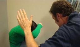 “Em tao chưa xanh mộ mà mày đã khát tình”