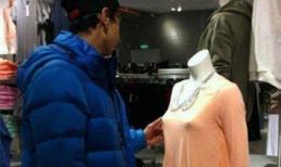 Hành động kỳ lạ