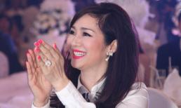 Giáng My khoe vẻ đẹp "không tuổi" thách thức thời gian