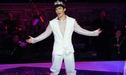 Nathan Lee làm "vua" đầy quyền uy "đối đầu" Bùi Anh Tuấn