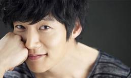 Anh trai Kim Tan “The Heirs” khai man tuổi để già hơn