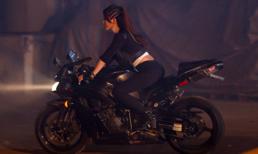 Diệp Lâm Anh gặp sự cố với mô tô "khủng"