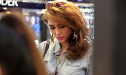 Sau scandal, Hoàng Yến một mình đi mua sắm