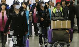 U70 Lưu Hiểu Khánh diện đồ hip hop gây chú ý ở sân bay