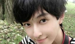 Chàng trai có vẻ đẹp mong manh như thiếu nữ