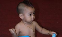 Con trai Hiếu Hiền 'quậy tưng' lễ thôi thôi