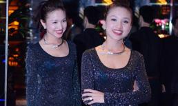 Vân Hugo "hút hồn" với trang sức rắn 