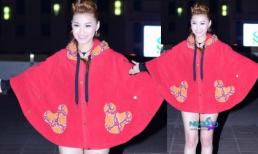 Vĩnh Thuyên Kim "bay vào cõi mộng" với mốt "áo không quần"