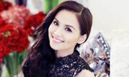 Diễm Hương xinh tươi chọn quà Valentine