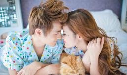 Đông Nhi - Ông Cao Thắng đùa giỡn trên giường ngủ