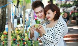 Midu rạng ngời bên hotboy