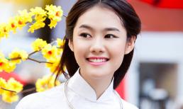 Á hậu Phụ nữ Linh Chi khoe nét đẹp thiên thần