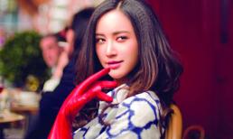 Ngắm Trương Hâm Nghệ "nhí nhảnh" trên đường phố Paris