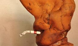 Sốc với hòn đá biết hút thuốc ở Trung Quốc