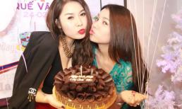 Quế Vân rạng ngời trong ngày sinh nhật tròn "băm"