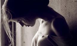 Chồng sắp cưới chê ngực nhỏ!