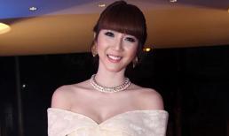 Vòng cổ kết "xưng bá" tại showbiz Việt