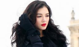 Lý Nhã Kỳ giữa mênh mông tuyết trắng