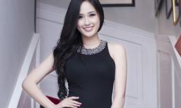 Mai Phương Thúy khoe chân dài, da trắng sứ cùng váy bó