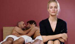 Thà rằng anh cứ ngủ với đàn bà