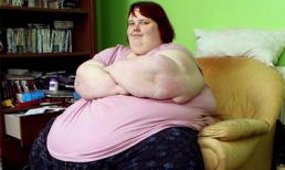 Cô gái 19 tuổi có cân nặng 300 kg