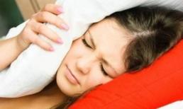 "Chán nhất là gái già còn trinh!"