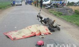 Nghệ An: Xe tải chở mía cán chết người đi xe máy