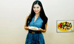 Diễn viên Thanh Trúc trổ tài làm gỏi tôm Thái chua cay
