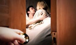 Ngoại tình từ... một đám tang