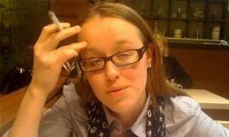 Thiếu nữ rao bán đêm đầu đời để lấy tiền đi du lịch