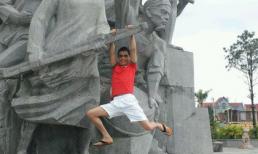 Hiệp Gà "quần đùi" đánh đu lên di tích lịch sử