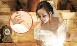 Vy Oanh khoe khéo nhẫn cưới trong MV mới?