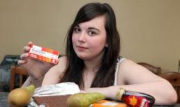 Cô gái sẽ chết nếu ăn sôcôla hay rửa mặt bằng xà phòng