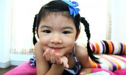 Con gái 4 tuổi của Trương Ngọc Ánh trổ tài hát "Happy Birthday"