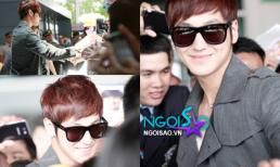 HOT: Cận cảnh vẻ đẹp và sự thân thiện của Kim Bum ở Việt Nam