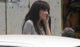 Hoàng Yến bật khóc giữa đường khi bị tông xe tiền tỷ