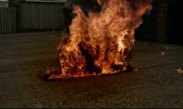 Bé 3 ngày tuổi bị thiêu sống dã man