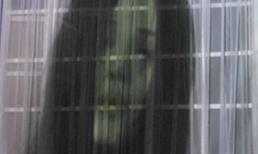 Bí ẩn tin đồn nữ sinh nhảy lầu vì nhìn thấy hồn ma