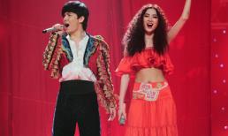 Nathan Lee 'dạy' Hòa Hiệp cách chào tạm biệt