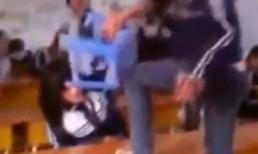 Lộ clip nữ sinh dùng ghế 'phang' liên tiếp mặt bạn