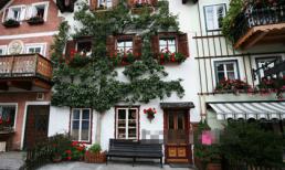 Ngắm mùa xuân tuyệt đẹp trên đô thị Hallstatt của Áo