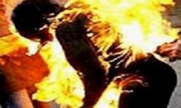 Thiêu sống vợ đang bụng mang dạ chửa