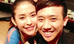 Ảnh tình tứ của Trấn Thành và bạn gái hot girl