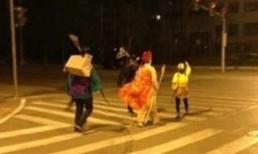 "Bốn thầy trò Đường Tăng" đi thỉnh kinh trong đêm