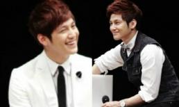 Fan Nhật "chết lịm" với nụ cười cực duyên của Kim Bum 