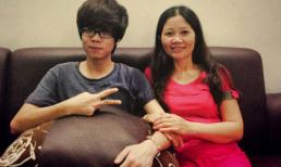 Bùi Anh Tuấn lần đầu tiên khoe ảnh chụp cùng mẹ